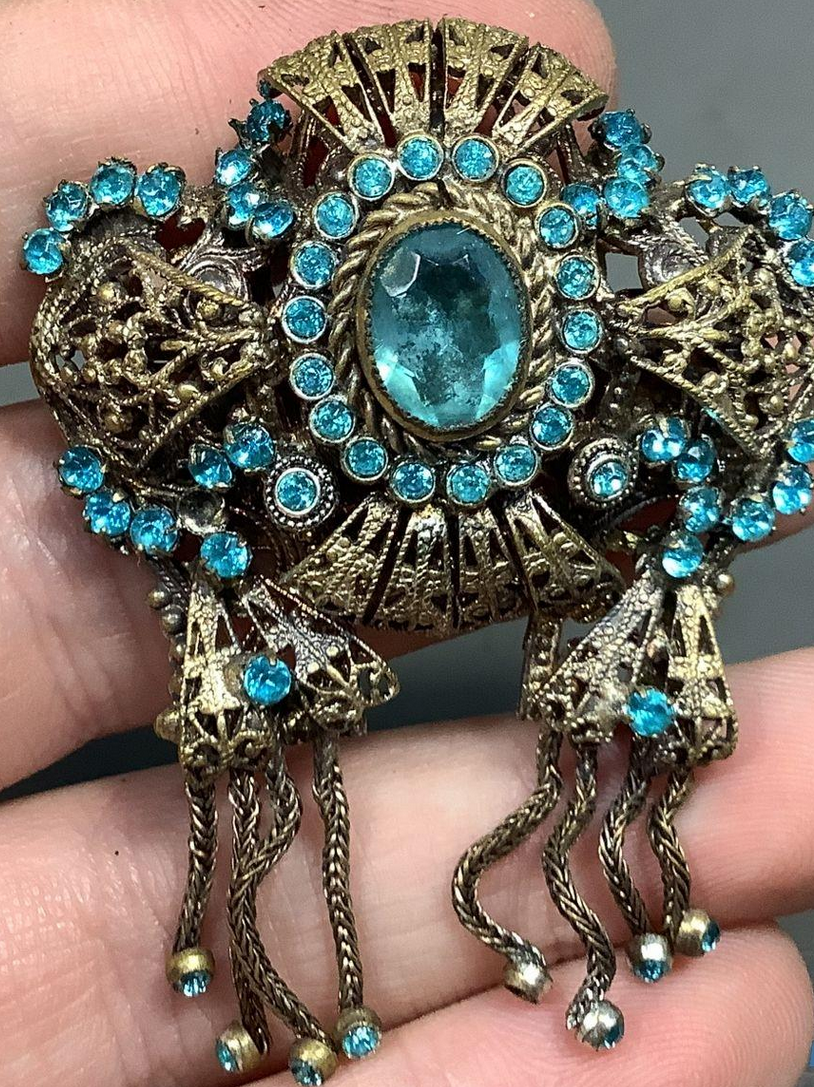 Microphone Czech (brooch only)