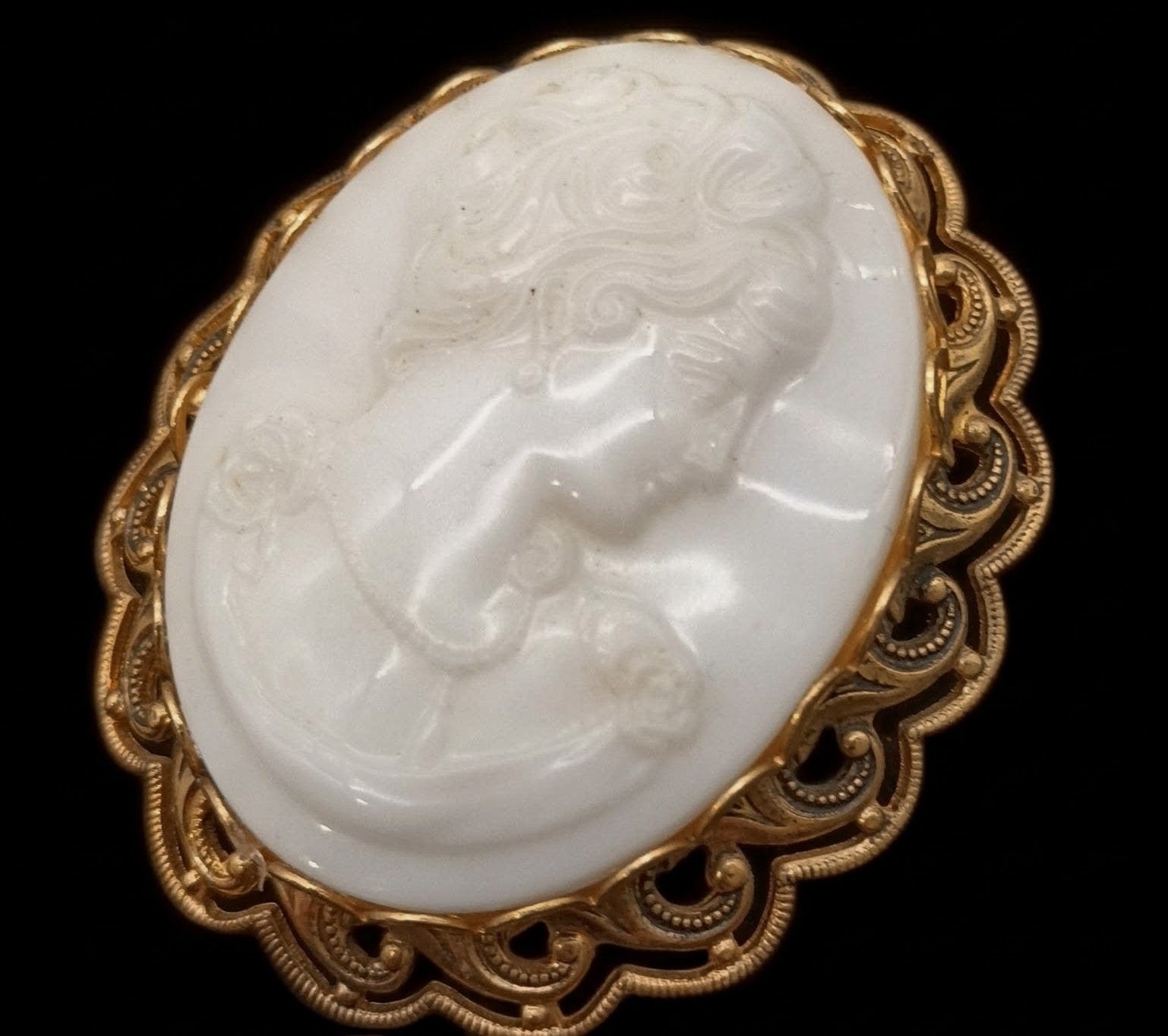 White milk glass cameo pendant with Gold frame
